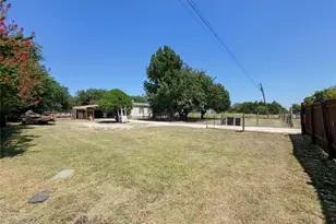 11309 County Rd 510, Venus, TX 76084 - Photo 3