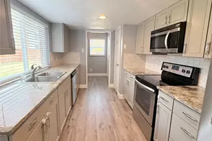 4817 Sprucewood Ln, Garland, TX 75044 - Photo 13