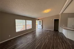 122 Little Vly Dr, Bridgeport, TX 76426 - Photo 5