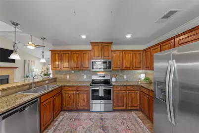 8825 Davis Street, Rowlett, TX 75088 - Photo 11