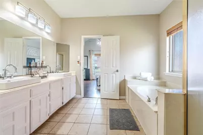 6802 Silver Lake Drive, Rowlett, TX 75089 - Photo 17