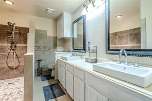 6802 Silver Lake Dr, Rowlett, TX 75089 - Photo 5