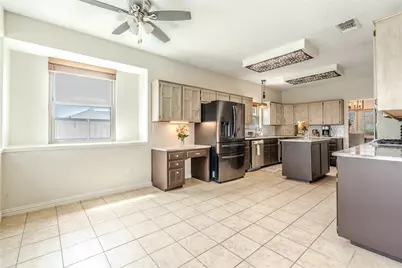 6802 Silver Lake Drive, Rowlett, TX 75089 - Photo 9