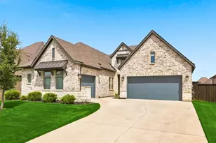 2816 Garrett Dr, Highland Village, TX 75077 - Photo 5