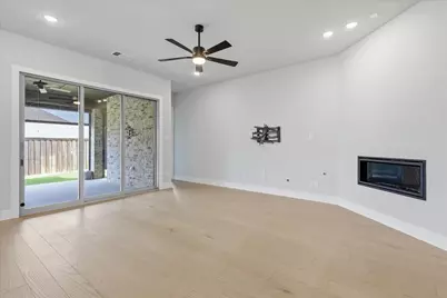 2816 Garrett Drive, Highland Village, TX 75077 - Photo 11
