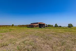 1704 Co Rd 1002, Greenville, TX 75401 - Photo 33