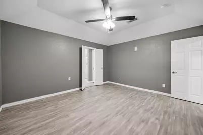 607 Meadowbrook Drive, Burleson, TX 76028 - Photo 25