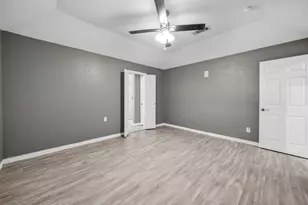 607 Meadowbrook Dr, Burleson, TX 76028 - Photo 25