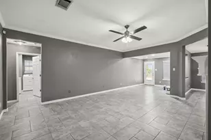 607 Meadowbrook Dr, Burleson, TX 76028 - Photo 9