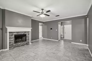 607 Meadowbrook Dr, Burleson, TX 76028 - Photo 7