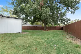 307 N 4th St, Crandall, TX 75114 - Photo 11