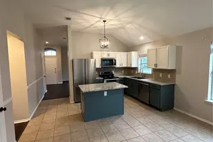 109 Fallen Rock Dr, Waxahachie, TX 75165 - Photo 9