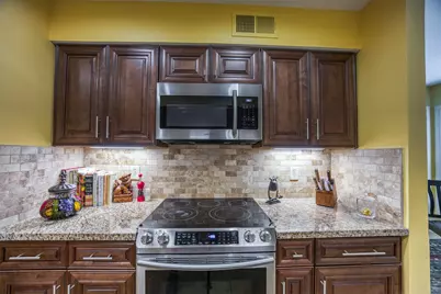 6837 Anglebluff Circle, Dallas, TX 75248 - Photo 11