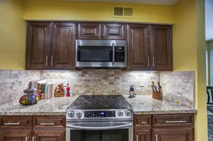 6837 Anglebluff Cir, Dallas, TX 75248 - Photo 11