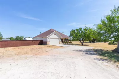 112 Foxtrot Lane, Abilene, TX 79602 - Photo 3