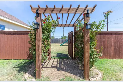 112 Foxtrot Lane, Abilene, TX 79602 - Photo 7