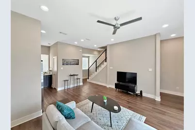 312 Feliks Gwozdz Place, Fort Worth, TX 76104 - Photo 11