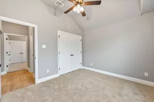 102 Clover Cir, Weatherford, TX 76086 - Photo 7
