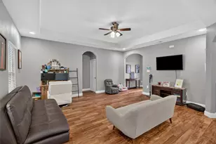 601 E Jefferson St, Waxahachie, TX 75165 - Photo 15