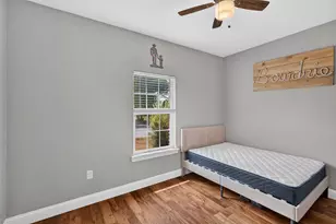 601 E Jefferson St, Waxahachie, TX 75165 - Photo 9