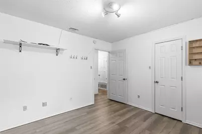 10505 Oak Creek Drive, Greenville, TX 75402 - Photo 19