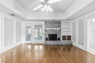 10505 Oak Creek Dr, Greenville, TX 75402 - Photo 5