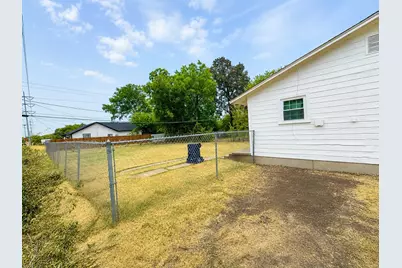5536 Farnsworth Avenue, Fort Worth, TX 76107 - Photo 9
