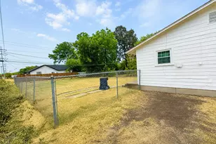 5536 Farnsworth Ave, Fort Worth, TX 76107 - Photo 9
