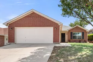 9917 Blue Bell Dr, Fort Worth, TX 76108 - Photo 1