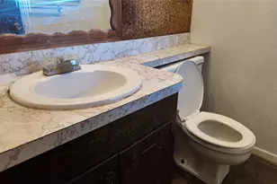 813 Waikiki Dr, Garland, TX 75043 - Photo 21