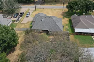 3904 Santa Cruz St, Granbury, TX 76049 - Photo 37