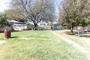 3904 Santa Cruz St, Granbury, TX 76049 - Photo 33
