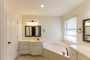 3904 Santa Cruz St, Granbury, TX 76049 - Photo 23
