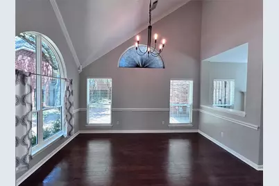 2634 Lakeforest Court, Dallas, TX 75214 - Photo 3