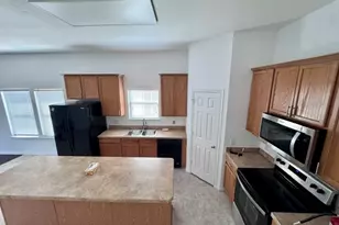 1613 Castle Creek Dr, Little Elm, TX 75068 - Photo 7