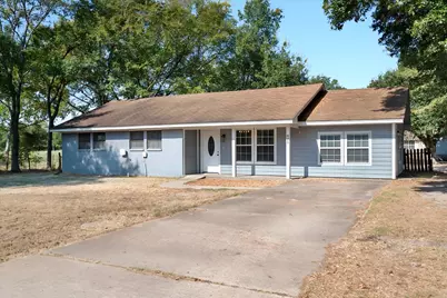 825 Southwood, Fairfield, TX 75840 - Photo 3