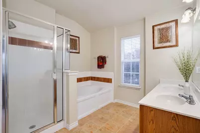 2035 Matagorda Lane, Grand Prairie, TX 75052 - Photo 11
