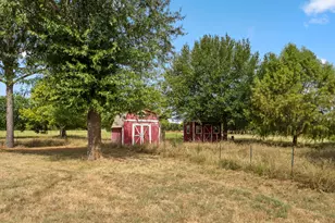 3016 Co Rd 4405, Commerce, TX 75428 - Photo 25