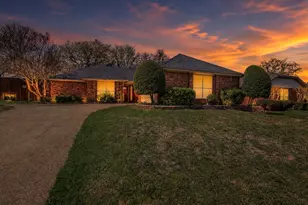 5405 Blue Cove Dr, Garland, TX 75043 - Photo 1