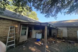 7306 Red Osier Rd, Dallas, TX 75249 - Photo 9