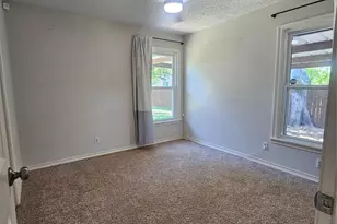 3115 Dahlia Dr, Dallas, TX 75216 - Photo 11