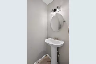 2606 Encina #2, Irving, TX 75038 - Photo 5