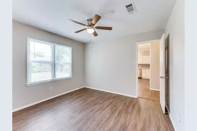 508 Crandle Drive, White Settlement, TX 76108 - Photo 5