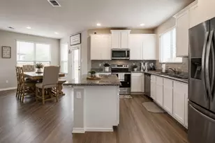1200 Keswick Dr, Van Alstyne, TX 75495 - Photo 7