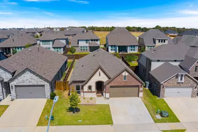 1025 Rosebay Drive, Justin, TX 76247 - Photo 37