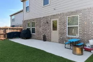 337 Glenwick Ln, Van Alstyne, TX 75495 - Photo 3