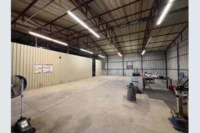 6612 Midway Road, Springtown, TX 76082 - Photo 35