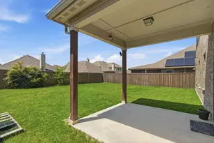 11300 Hubbard Creek Dr, Frisco, TX 75036 - Photo 37