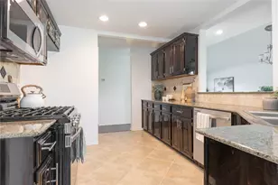 1734 Sterling Ln, Lewisville, TX 75067 - Photo 7