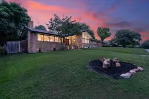 1729 Boca Chica Dr, Dallas, TX 75232 - Photo 3